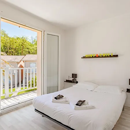 Le Sejour De Lavigne - Welkeys Apartmán