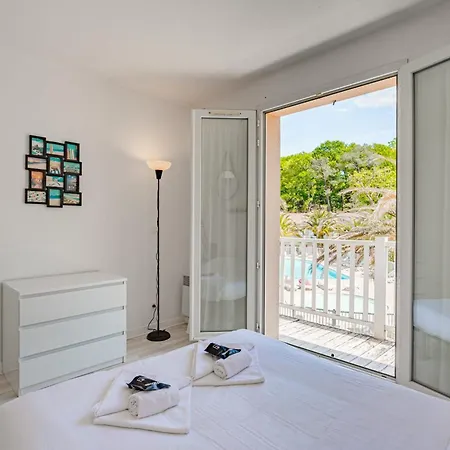 Le Sejour De Lavigne - Welkeys Apartmán